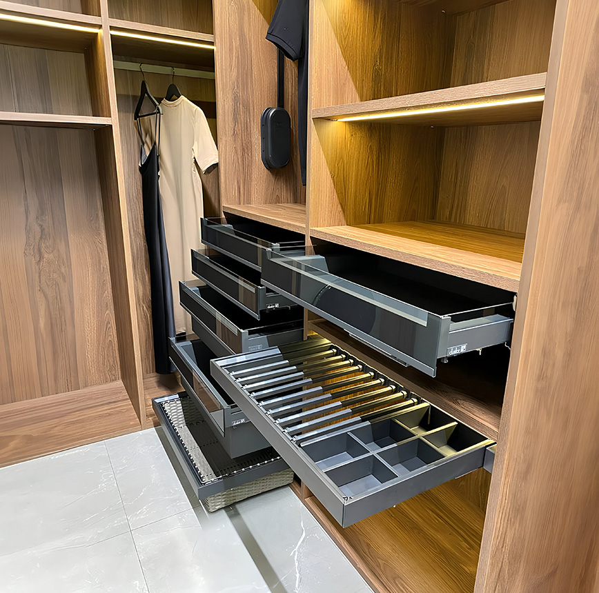 furniture fitting